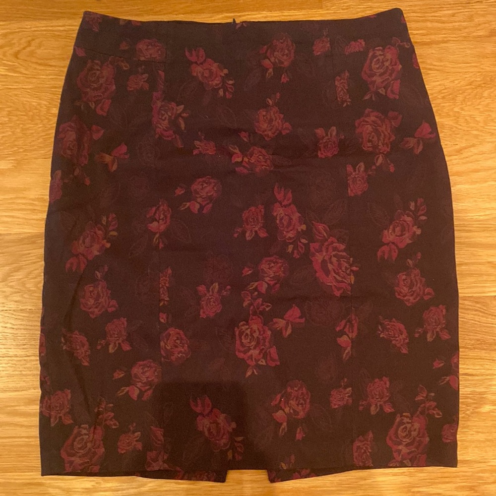 Black print pencil skirt